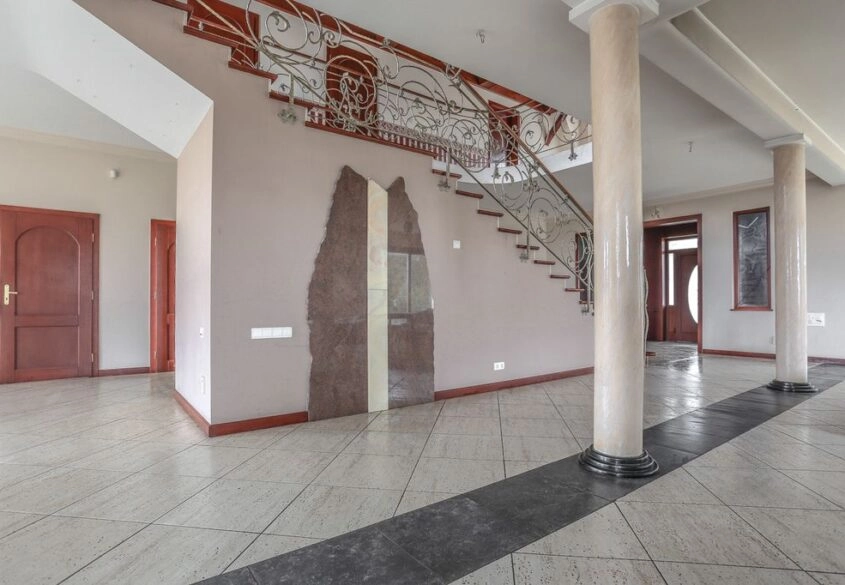 Niesamowita posiadłość w kaszubskim Żukowie!