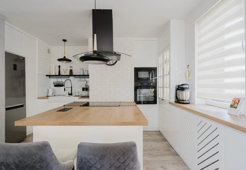 4 pokoje po generalnym remoncie- Elbląg