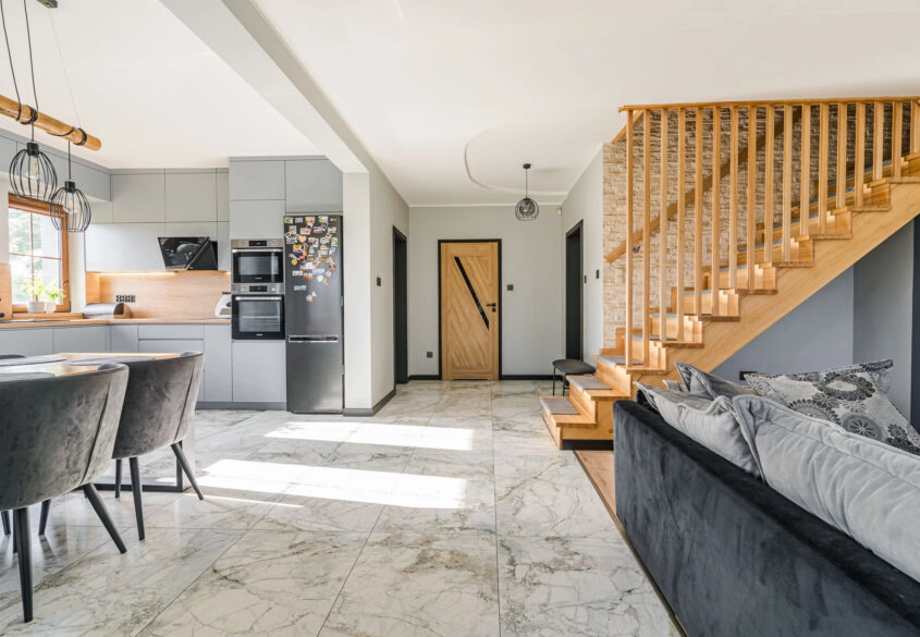 Dom z dużą działką i garażem | 25 km od Gdańska