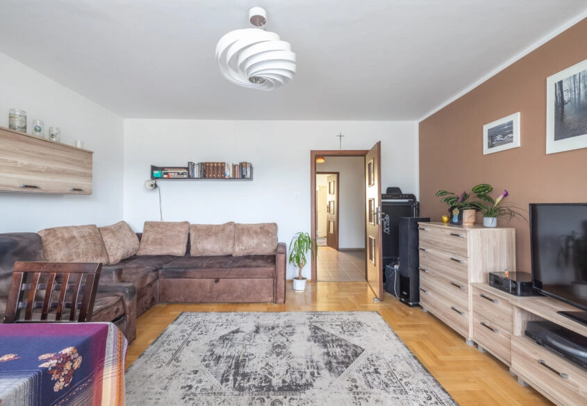 3 pokoje, Gdańsk Chełm Niski blok