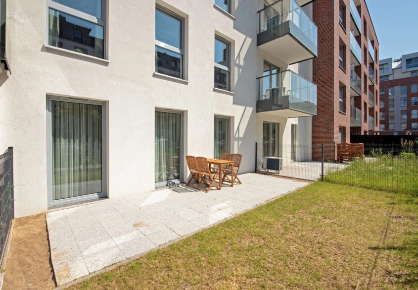 Dwa apartamenty po 47m2 Św Barbary centrum Gdańska