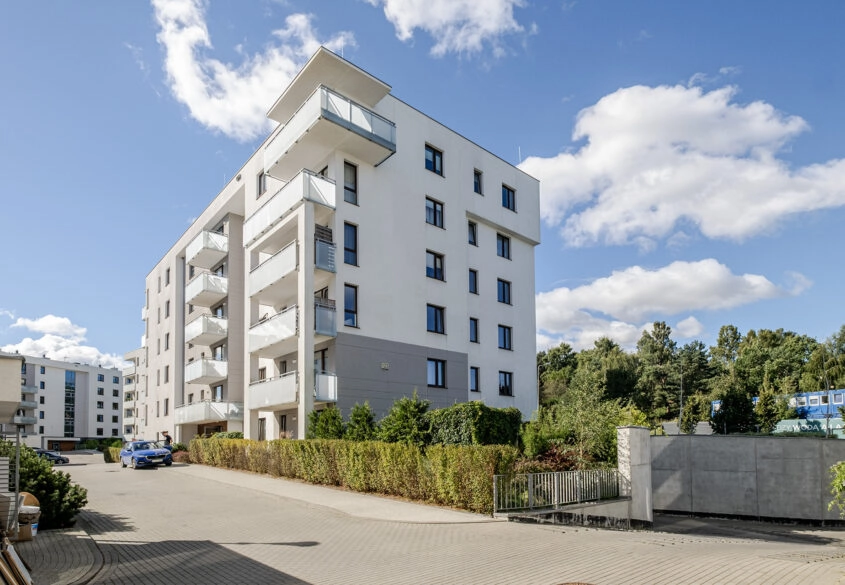 Nowoczesne 3-pokojowe mieszkanie z dużym ogrodem