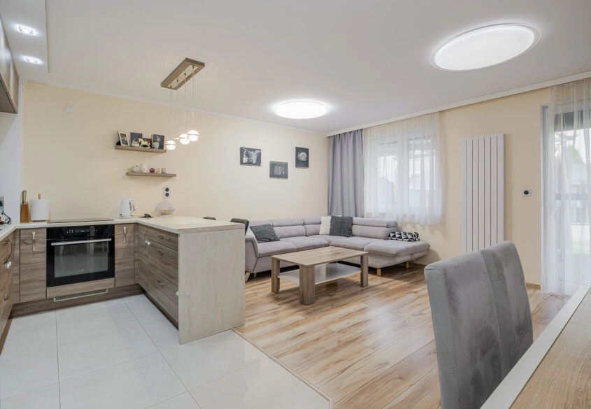 Jasień- Ogród aż 80m2! 3 pokoje, parter!