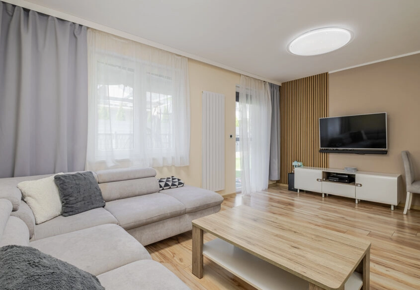 Jasień- Ogród aż 80m2! 3 pokoje, parter!