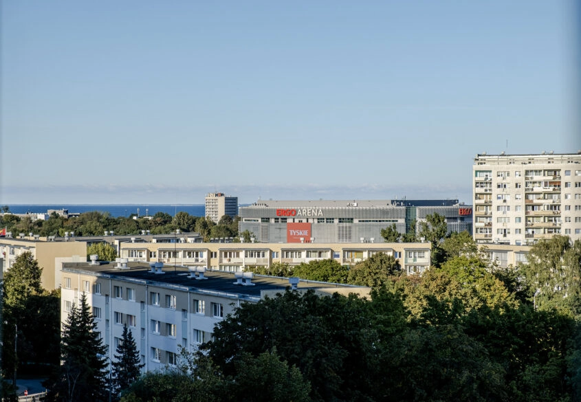 3 pokoje blisko SKM z widokiem na morze Żabianka