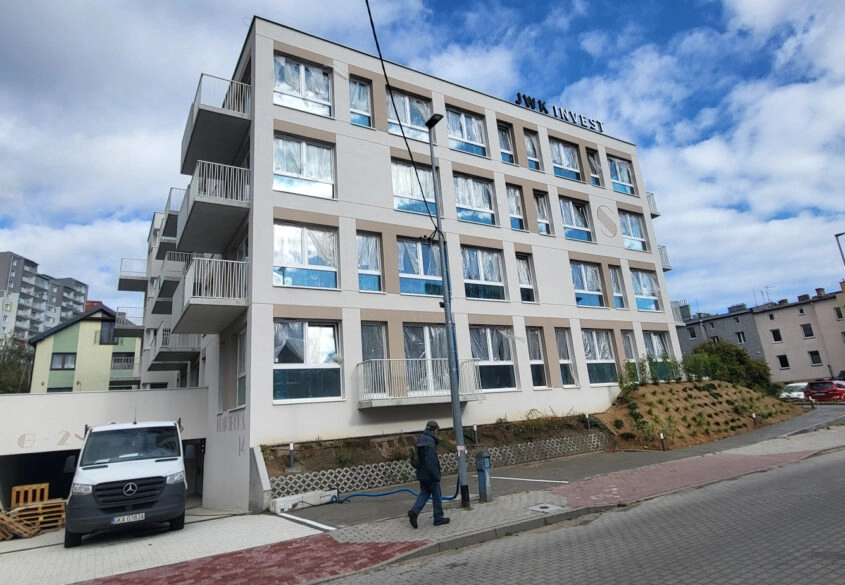 Mieszkanie 3 pokojowe na 3 piętrze, balkon 5,76