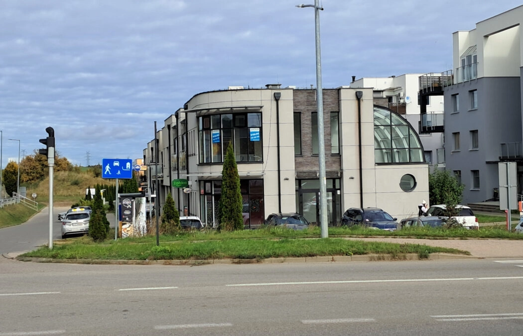 Wiele możliwości , własne miejsca parkingowe