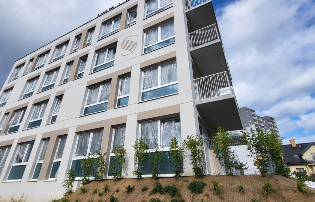 Mieszkanie 4 pokojowe z ogródkiem 176m2