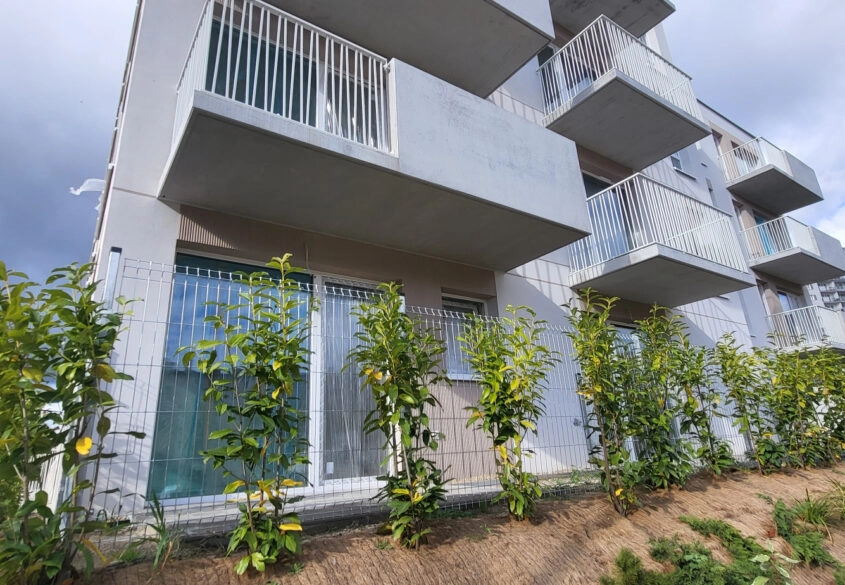 Mieszkanie 4 pokojowe z ogródkiem 176m2