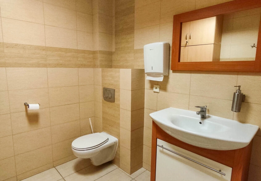 BIURO NA 2 PIĘTRZE! 53 m2!