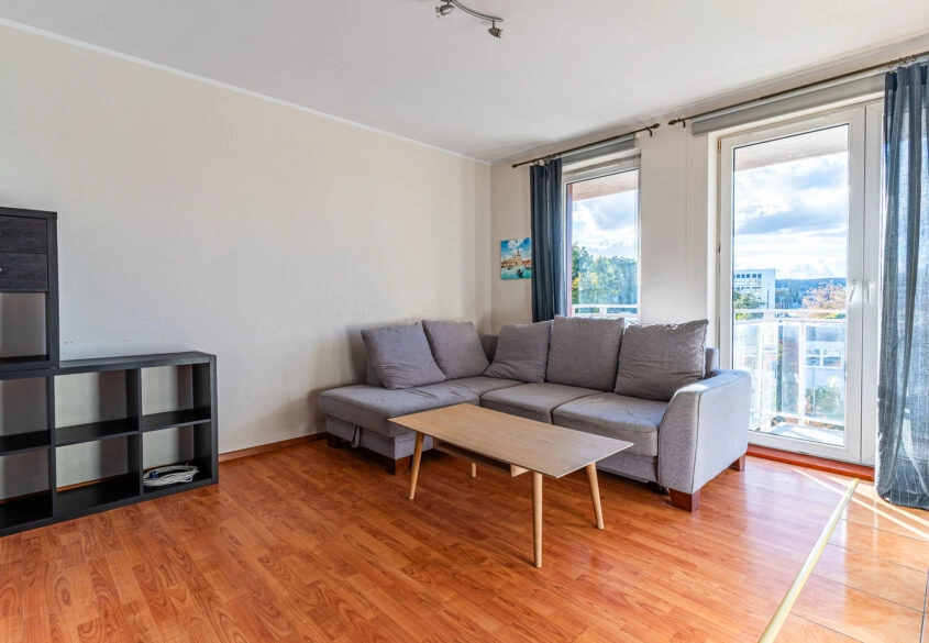 Wrzeszcz, 2 pokoje, hala, balkon, winda.