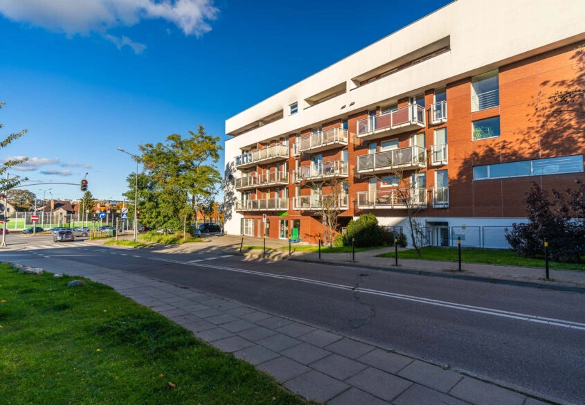 Wrzeszcz, 2 pokoje, hala, balkon, winda.