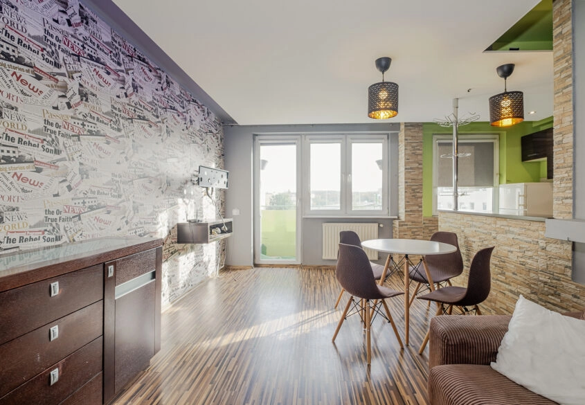 3 duże pokoje (możliwe 4), świetna komunikacja