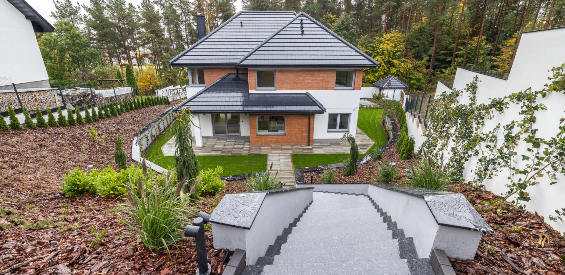 Bezpieczna luksusowa willa ze schronem