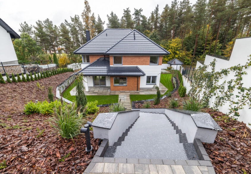 Bezpieczna luksusowa willa ze schronem