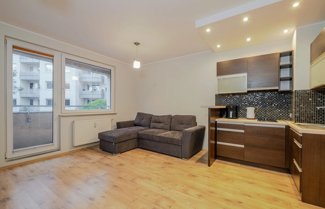 2 POKOJE W KASKADA REDŁOWSKA GDYNIA