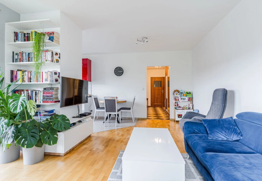 mieszkanie 3 pok + komórka + miejsce postojowe