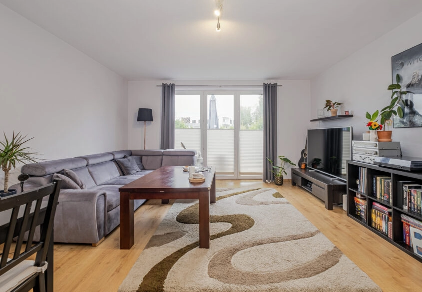 2 pokoje z wyjściem na duży ogród