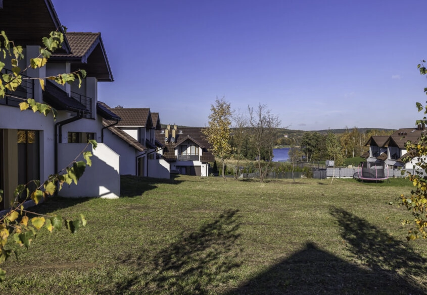 Dom bliźniak w urokliwej okolicy!