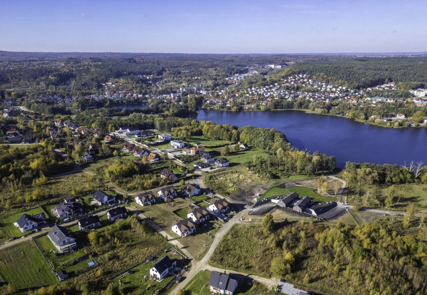 Komfortowy bliźniak nad jeziorem!