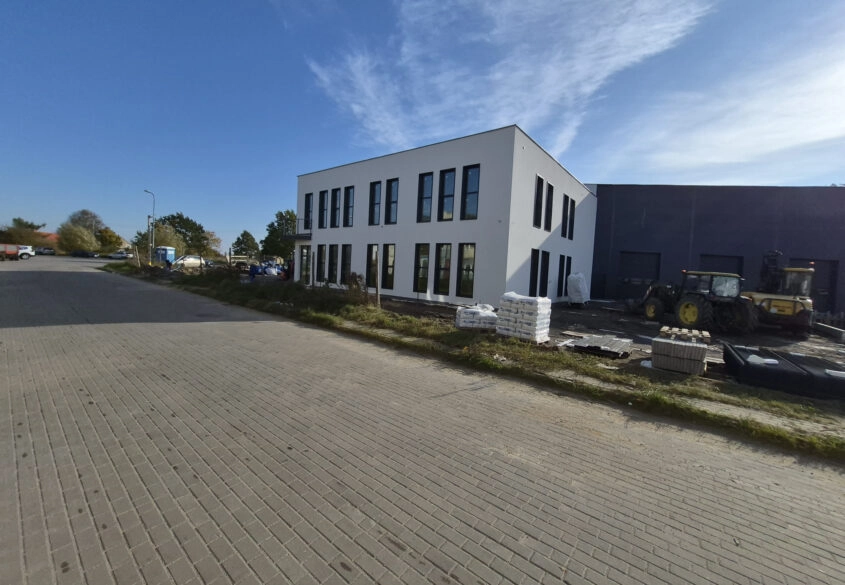 Nowa Hala z Biurem  - Gdańsk Kokoszki