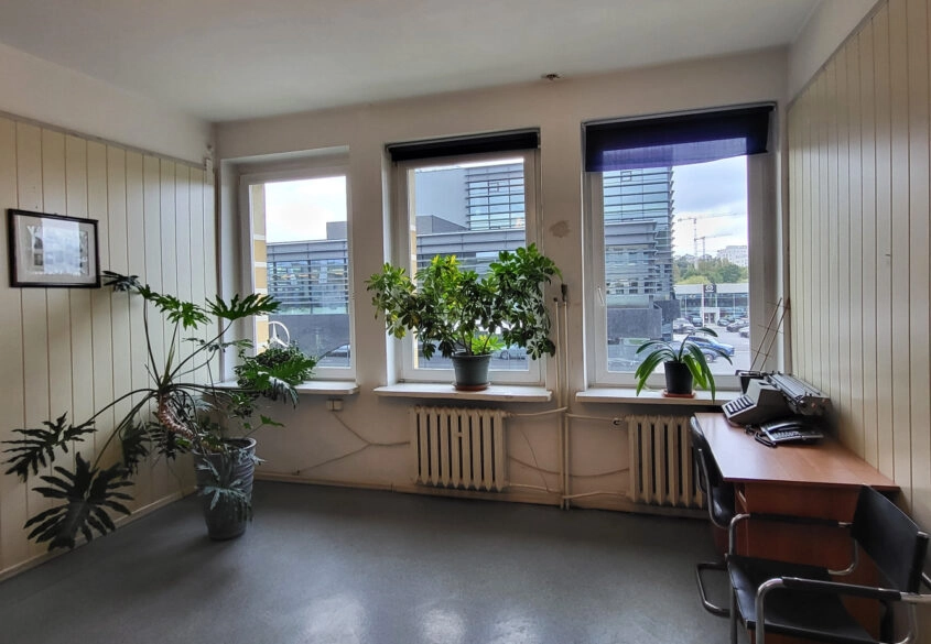 Budynek z lokalami przy ul. Łóżyckiej