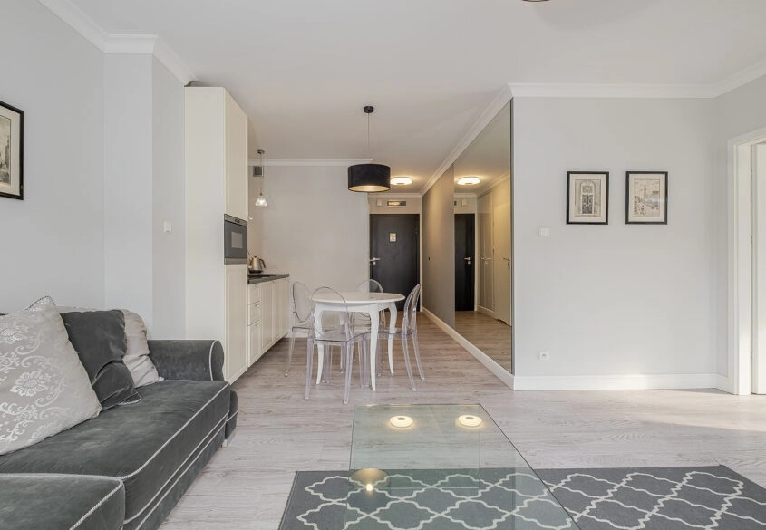 2 POKOJE/INWESTYCJA W SAMYM SERCU STAREGO MIASTA