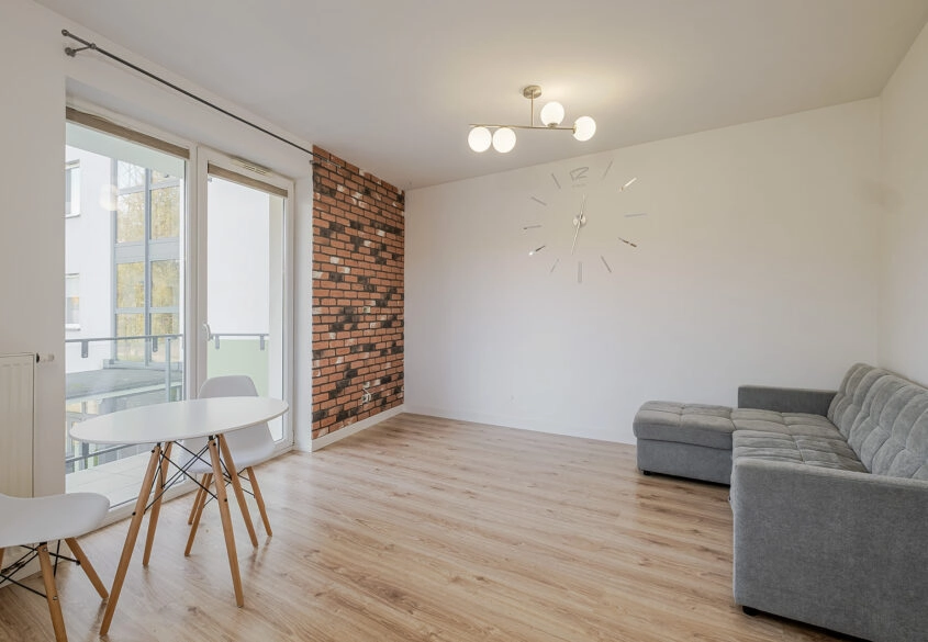 2 POKOJE NA CHEŁMIE/BLISKO KOMUNIKACJI