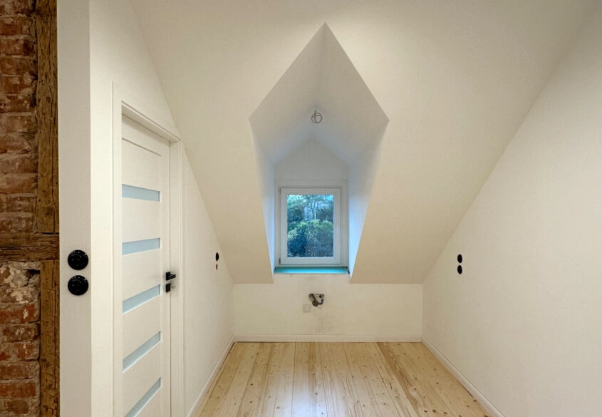 Kameralne 2-pok po kapitalnym remoncie !