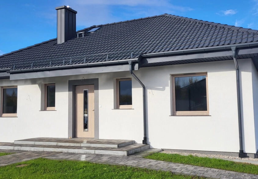 Bungalow z 2025r, 4 pokoje, działka 425m2