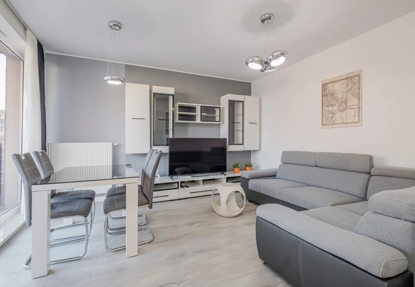 Wyspa Spichrzów - 2 Pokoje Gotowe do Wynajmu!