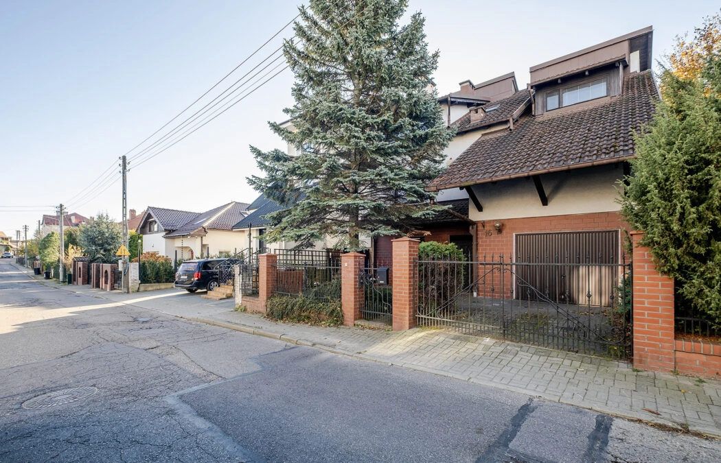 BLIŹNIAK W CENTRUM WITOMINA!