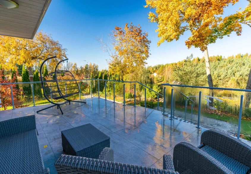 Komfortowa posiadłość, duża działka, ładny ogród