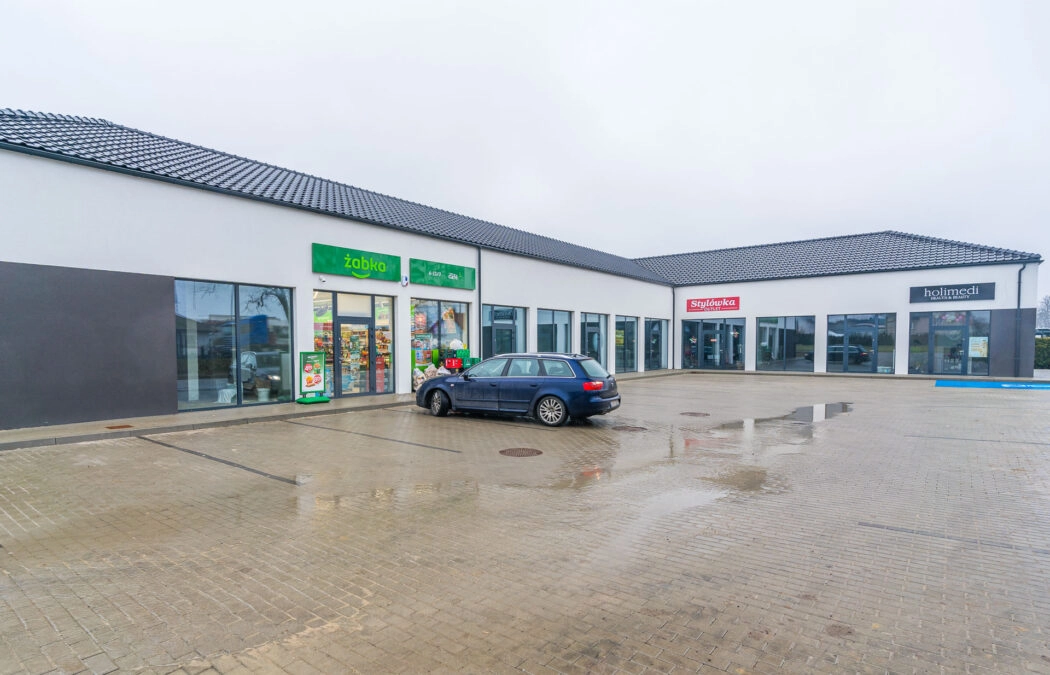 Lokal z witryną na wynajem Pępowo duży parking