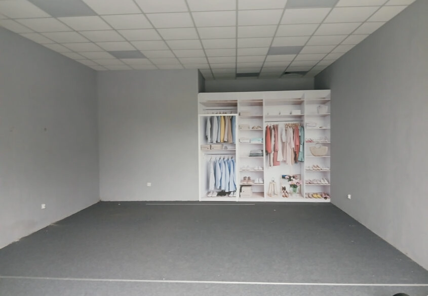 Lokal z witryną na wynajem Pępowo duży parking