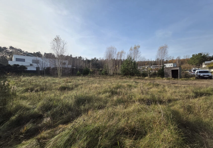 Duża działka w mieście blisko lasu!