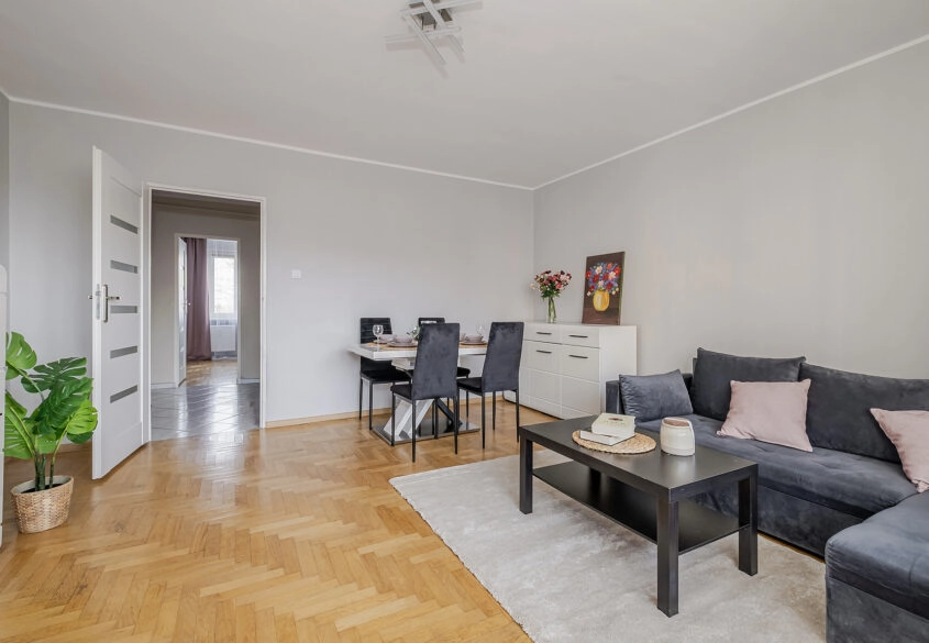 2 POKOJE W ŚWIETNEJ LOKALIZACJI