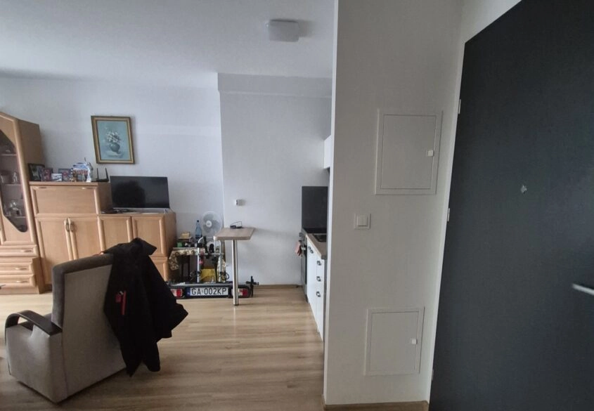 Reda 2 pokoje do wejścia