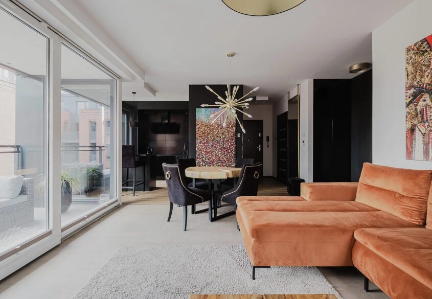 Cicho, wygodnie, pełne wyposażenie, hala garażowa