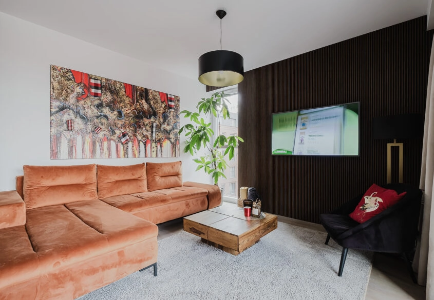 Cicho, wygodnie, pełne wyposażenie, hala garażowa