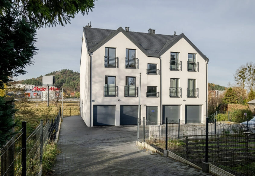 Gotowe do wprowadzenia! 3 pokoje! Garaż!