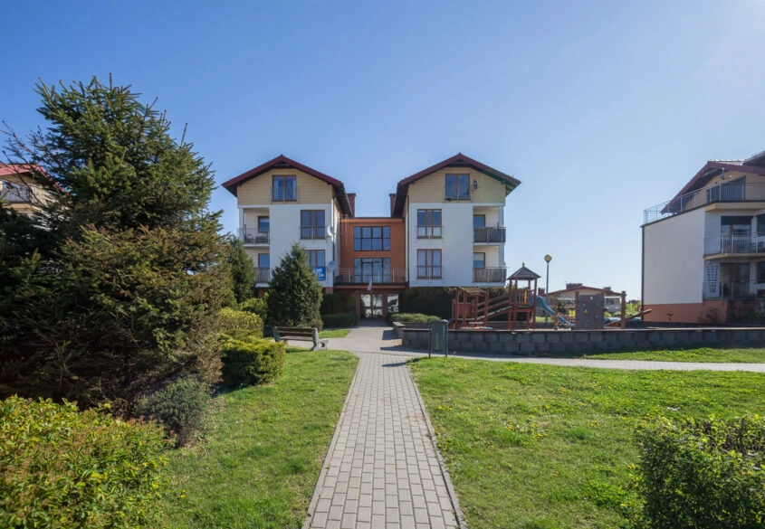 3 pokojowe mieszkanie w cichej okolicy z GARAŻEM!