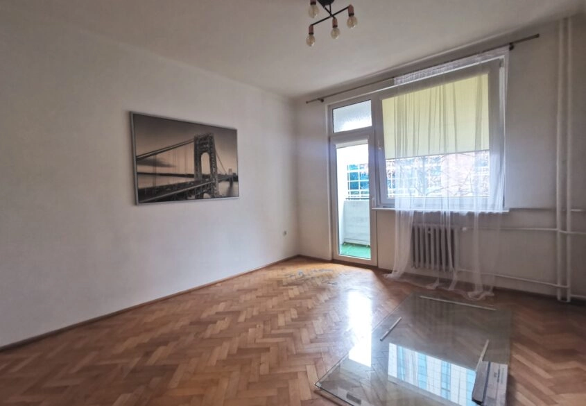 Przestronne 2 osobne pokoje z miejscem postojowym