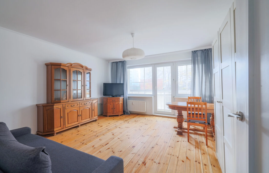 3 pokoje w świetnej lokalizacji-Morena