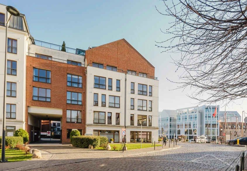 Gdańsk Szafarnia  | 3 pokoje z halą garażową