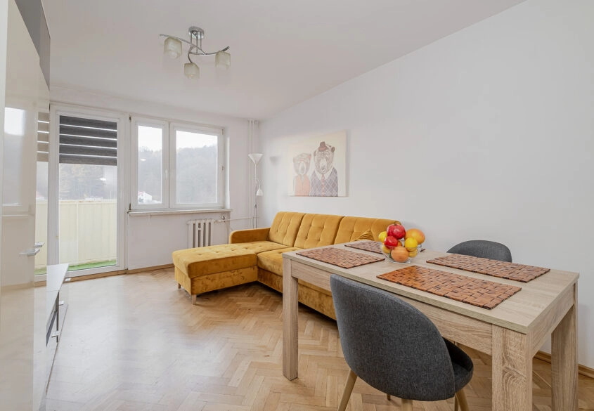 2 pokoje blisko SKM Leszczynki Gdynia