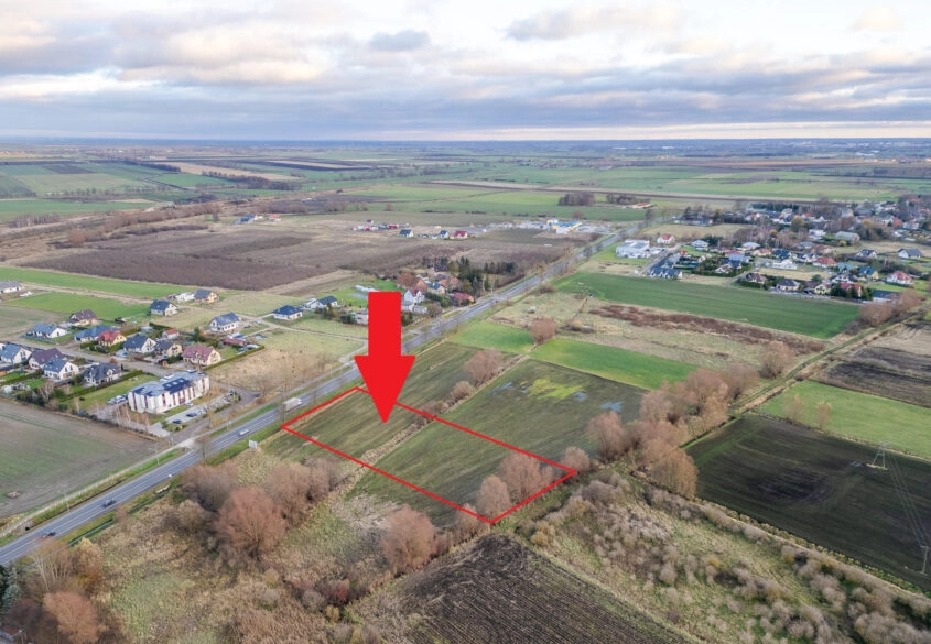 Działka przy drodze 91-  mieszkaniowa i usługi