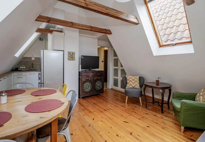 Gdańsk, klimatyczne 2 pokoje, kamienica z windą!