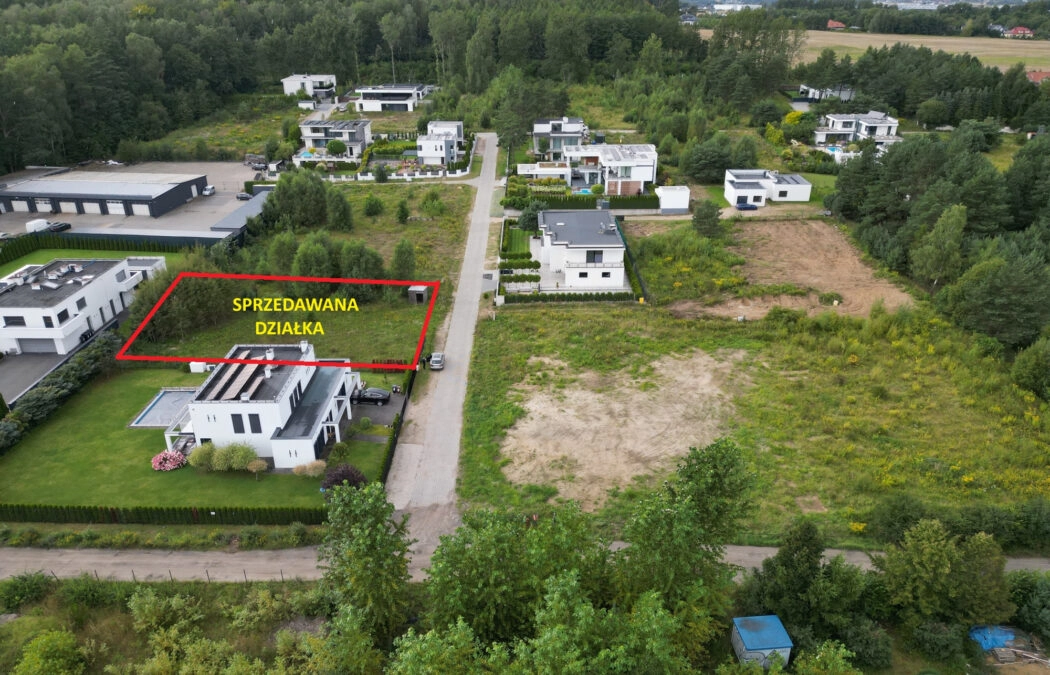 Duża działka w mieście blisko lasu!