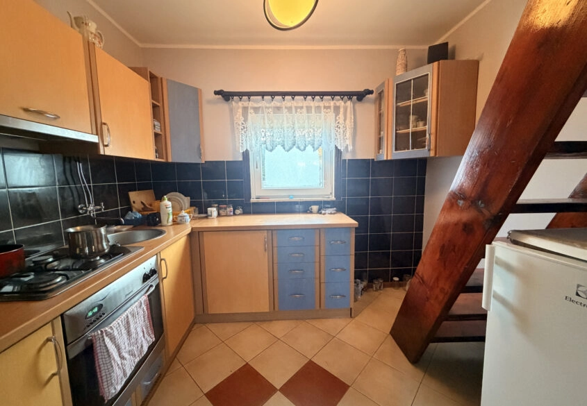 Domek murowany/Jezioro /3 garaże